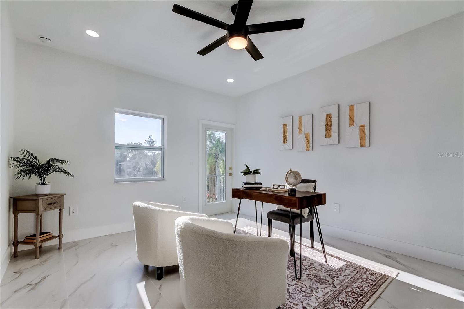 OYSTER BAYOU - Residential