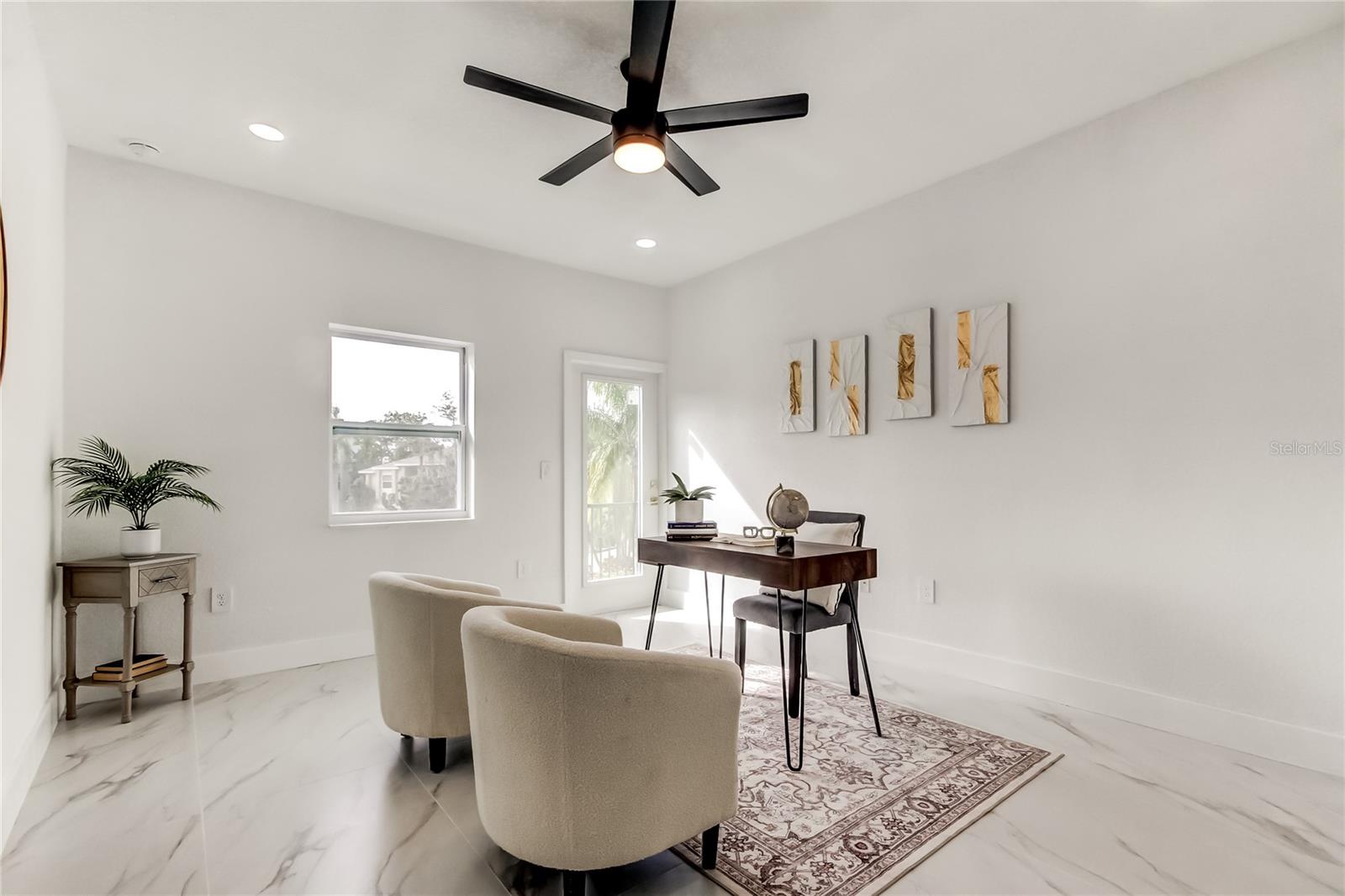 OYSTER BAYOU - Residential