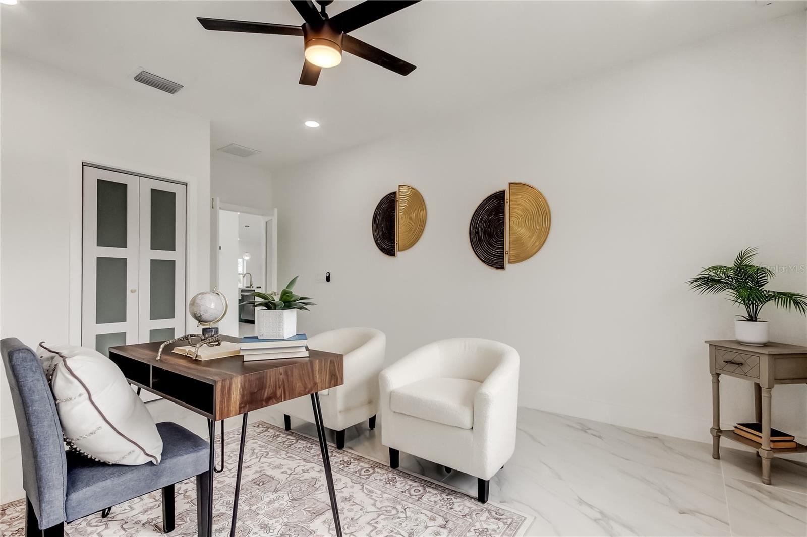 OYSTER BAYOU - Residential