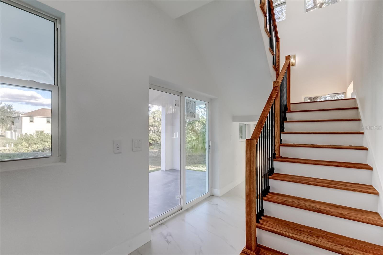 OYSTER BAYOU - Residential