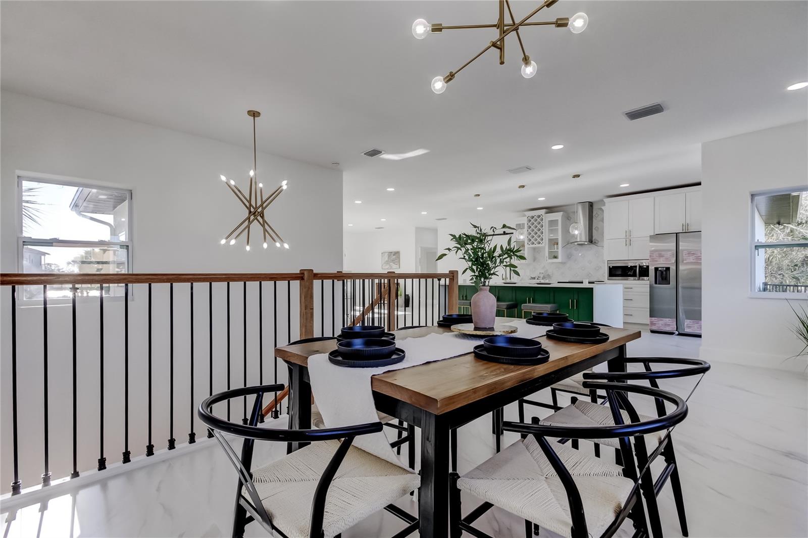 OYSTER BAYOU - Residential