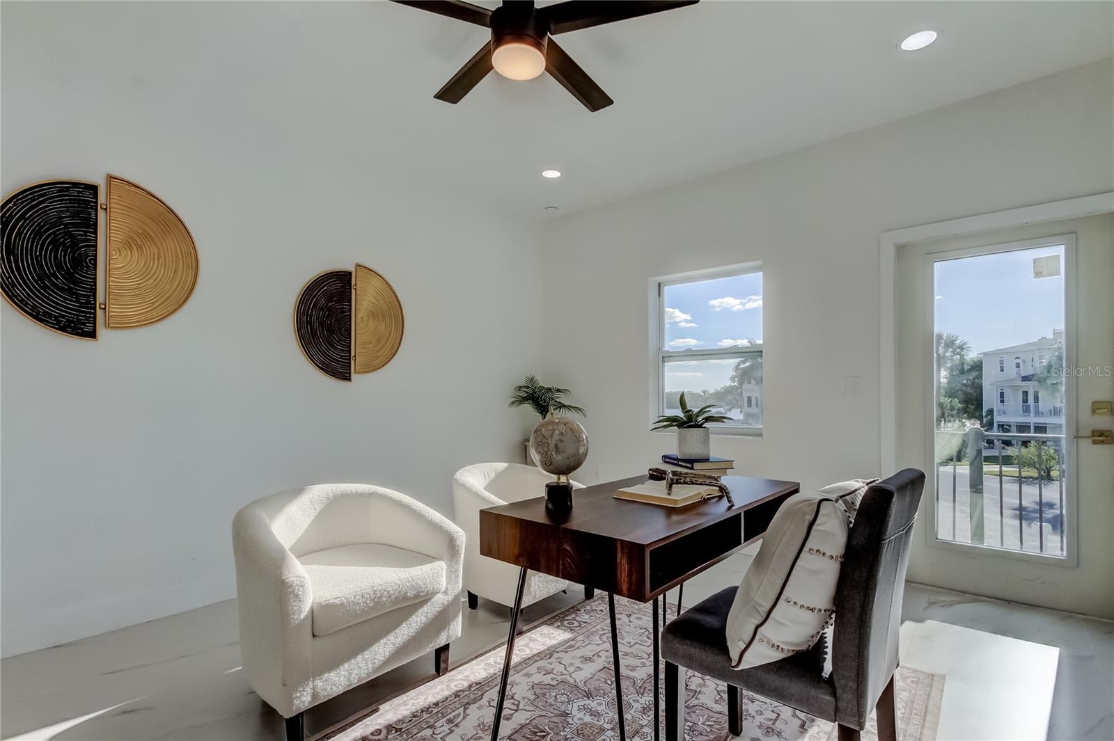 OYSTER BAYOU - Residential