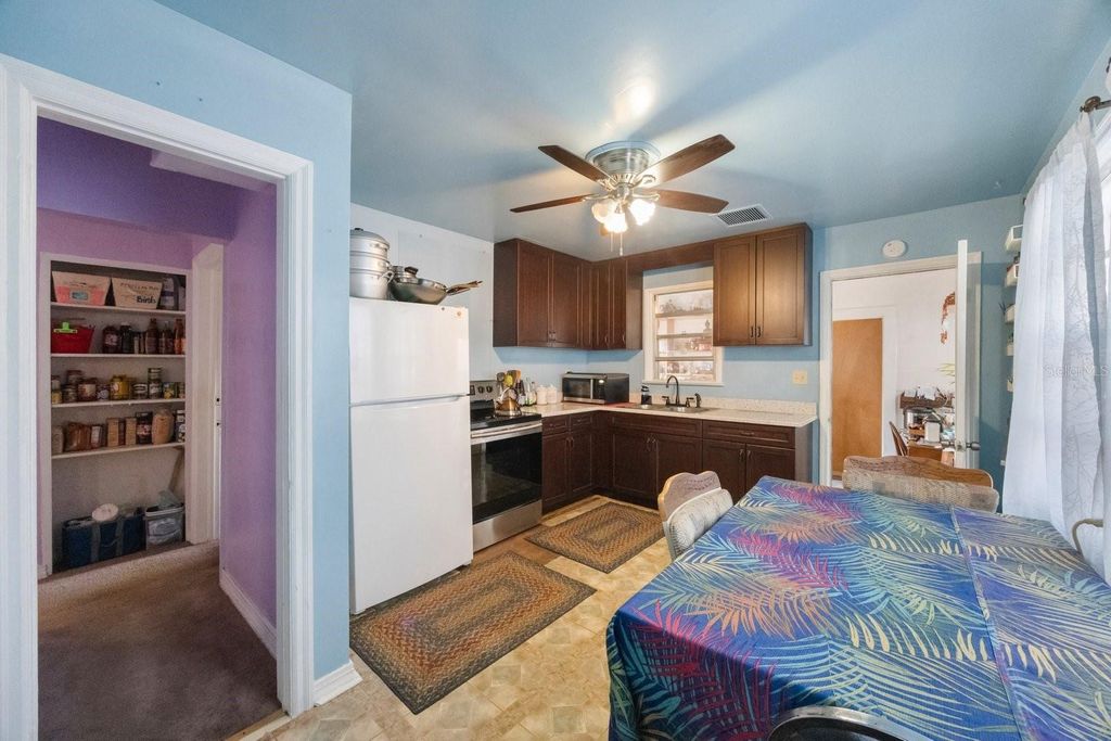 Photo of 2454 6th Avenue N, St Petersburg, FL 33713 (MLS # TB8436337)