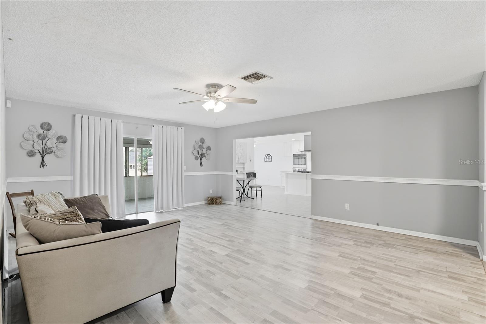 1001 DELTONA BOULEVARD