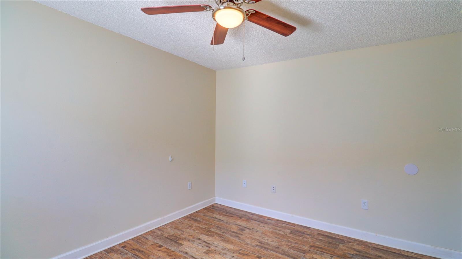 PINE RDG - Residential