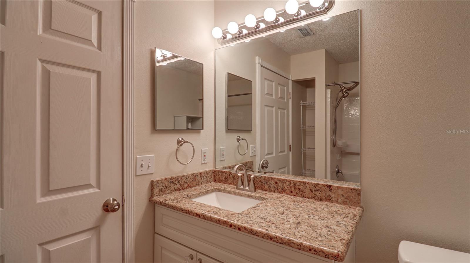 PINE RDG - Residential