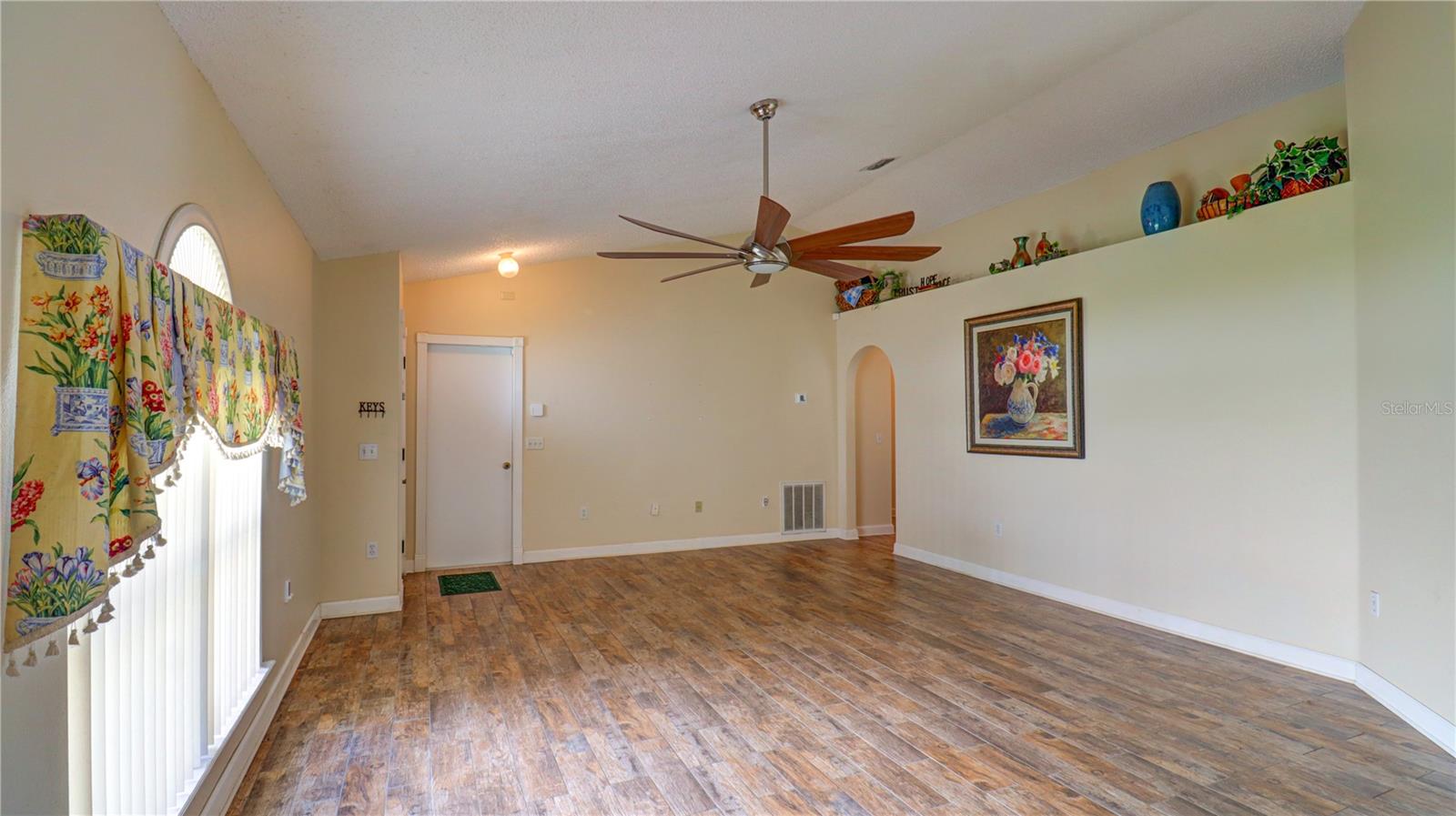 PINE RDG - Residential