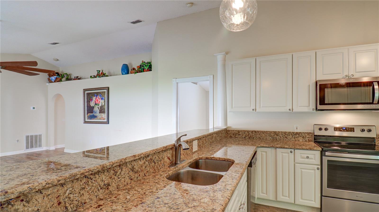 PINE RDG - Residential