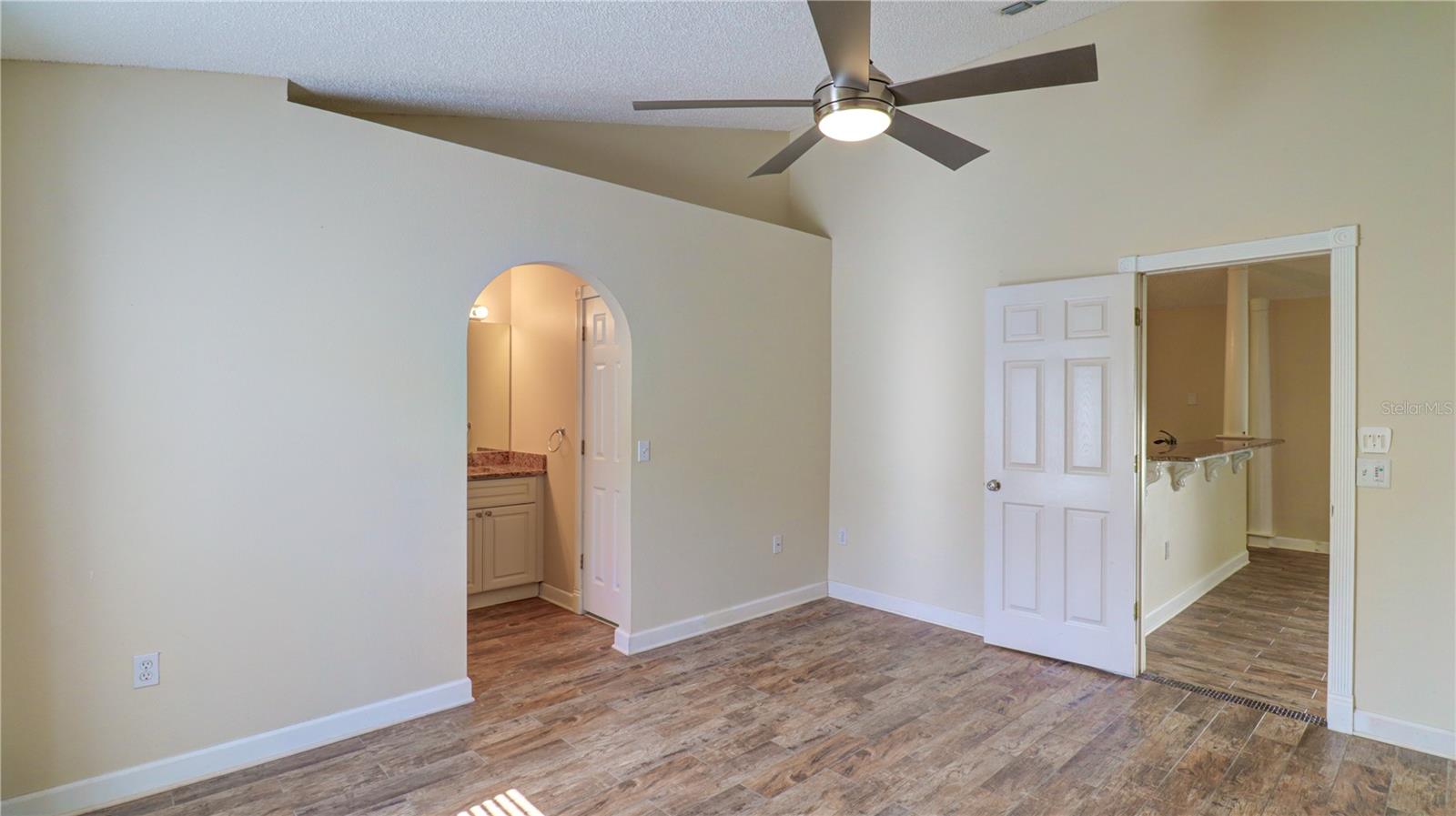PINE RDG - Residential