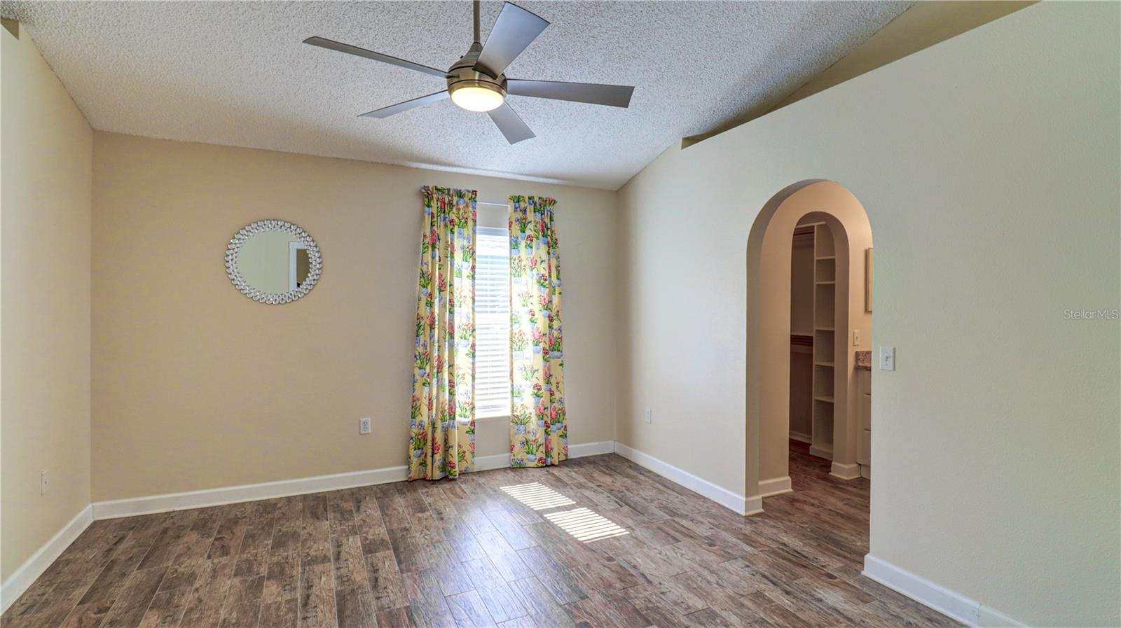 PINE RDG - Residential