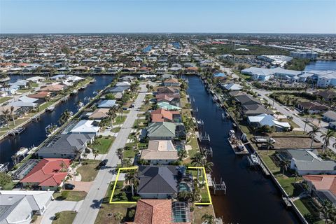 A home in PUNTA GORDA