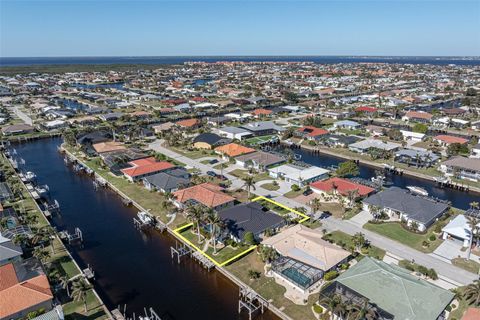 A home in PUNTA GORDA