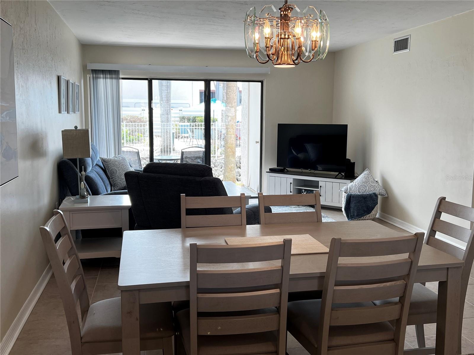 RUNAWAY BAY - Residential