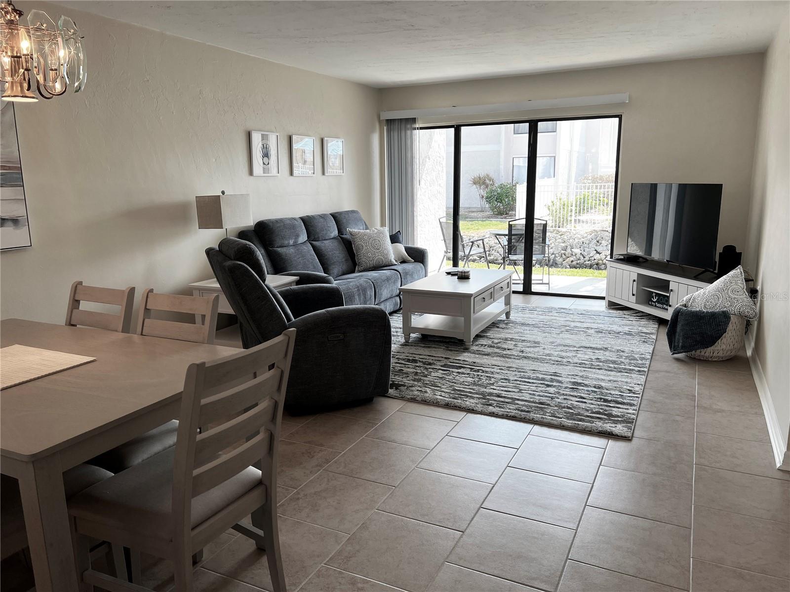 RUNAWAY BAY - Residential