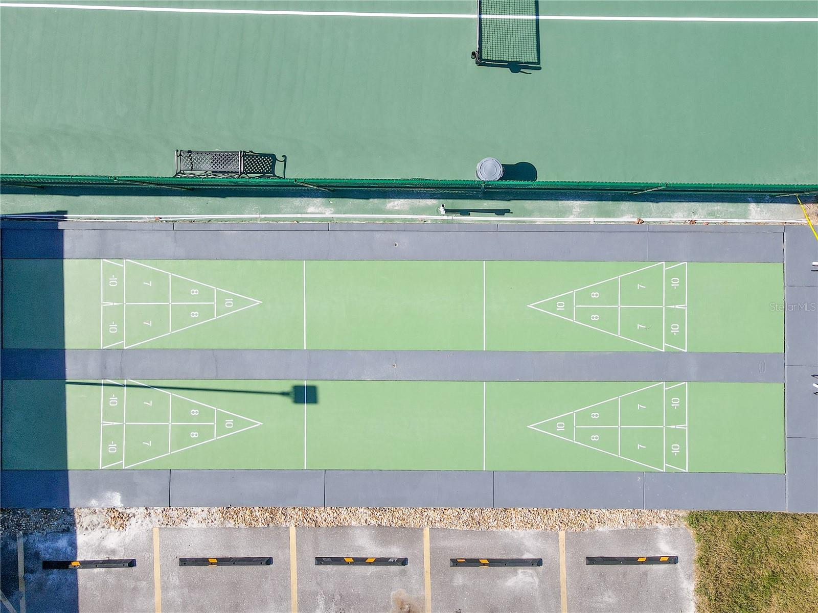 RUNAWAY BAY - Residential