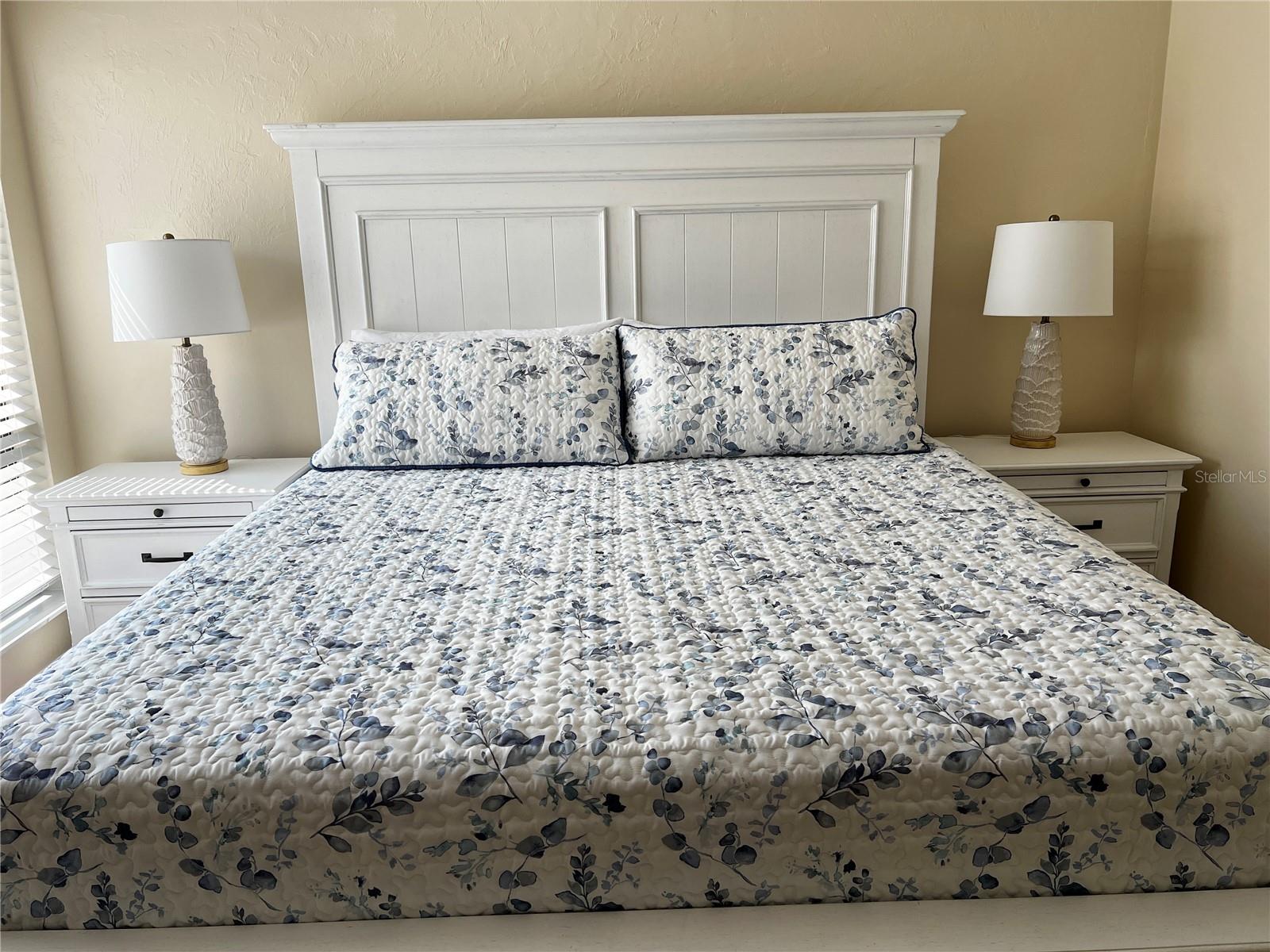 RUNAWAY BAY - Residential