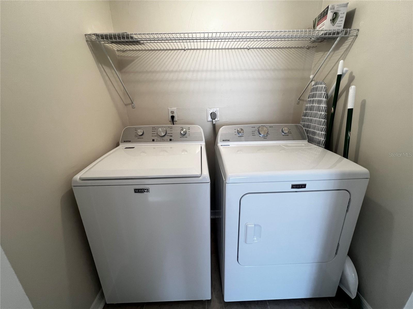 RUNAWAY BAY - Residential