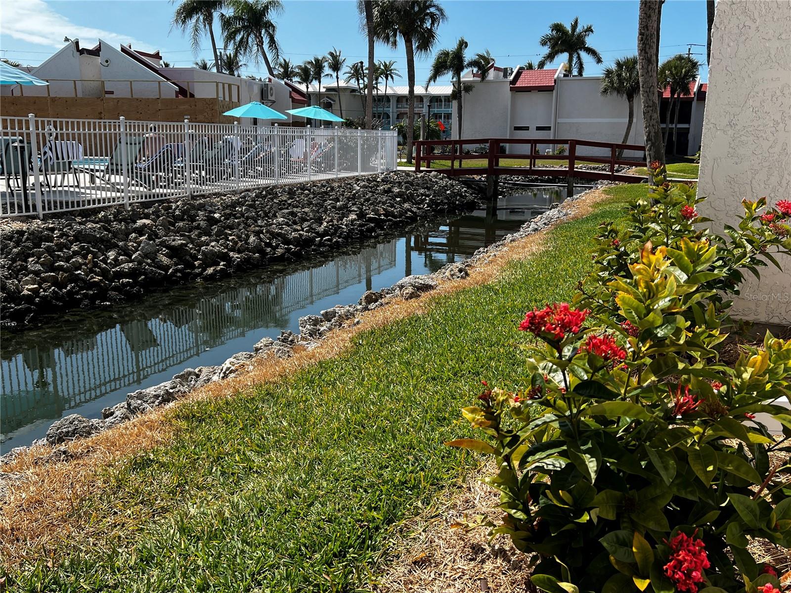 RUNAWAY BAY - Residential