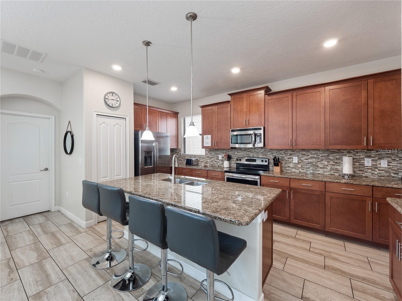 5493 SOLTERRA CIRCLE