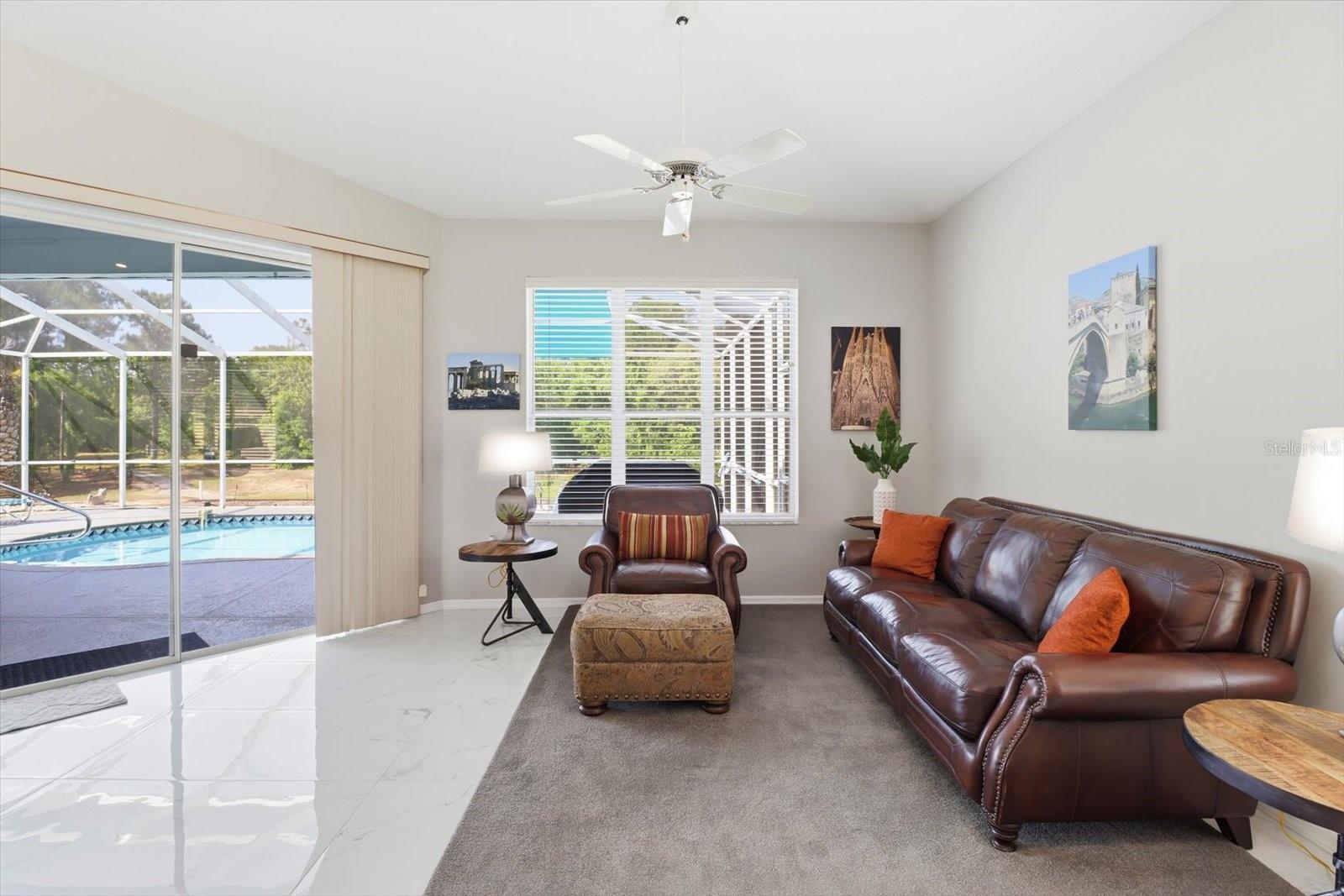 LAUREL RIDGE 01 - Residential