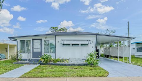 7 DRURY LANE TARPON SPRINGS FL 34689