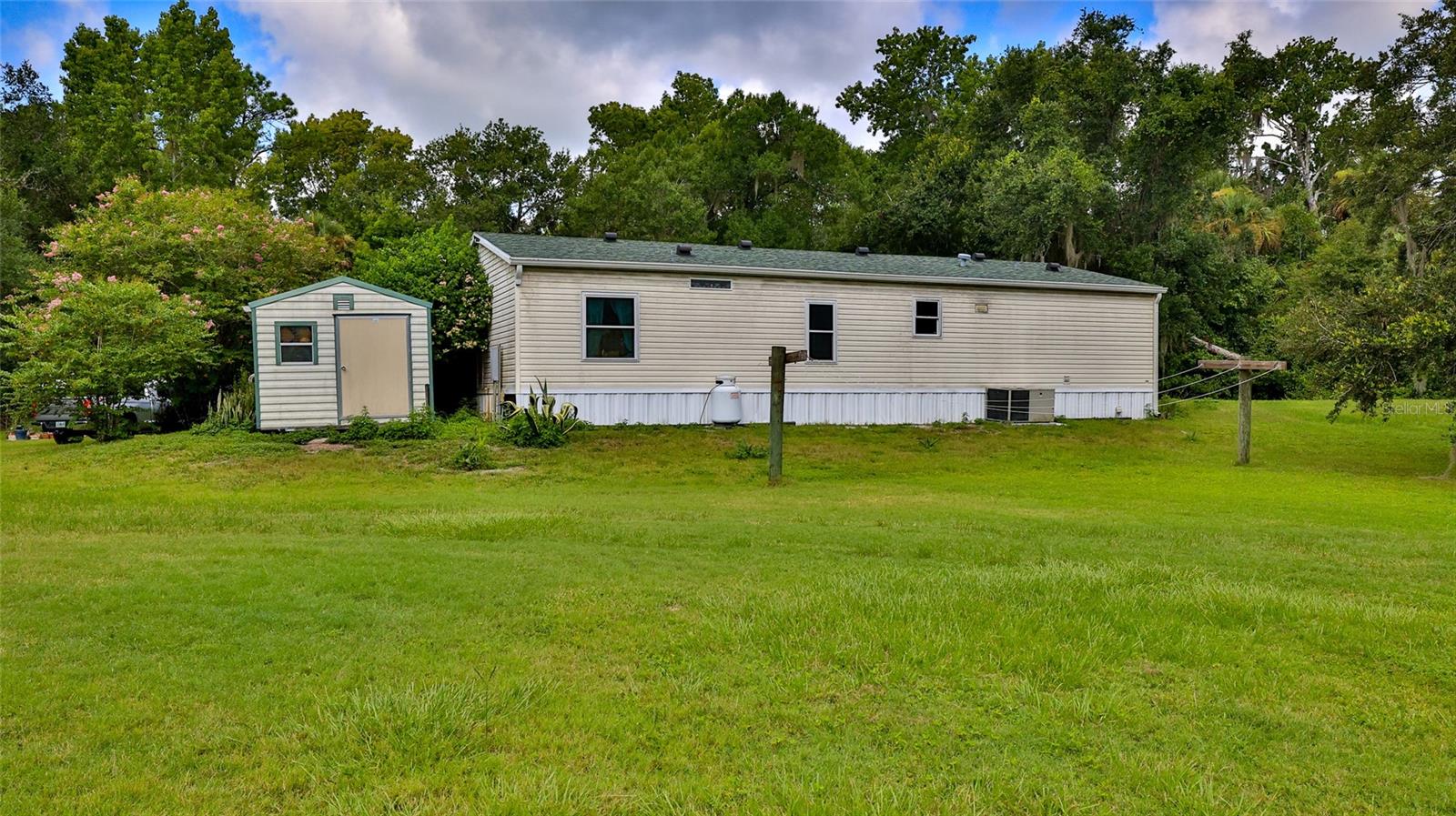 Photo 18 of 36 of 1165 VOLCO ROAD mobile home