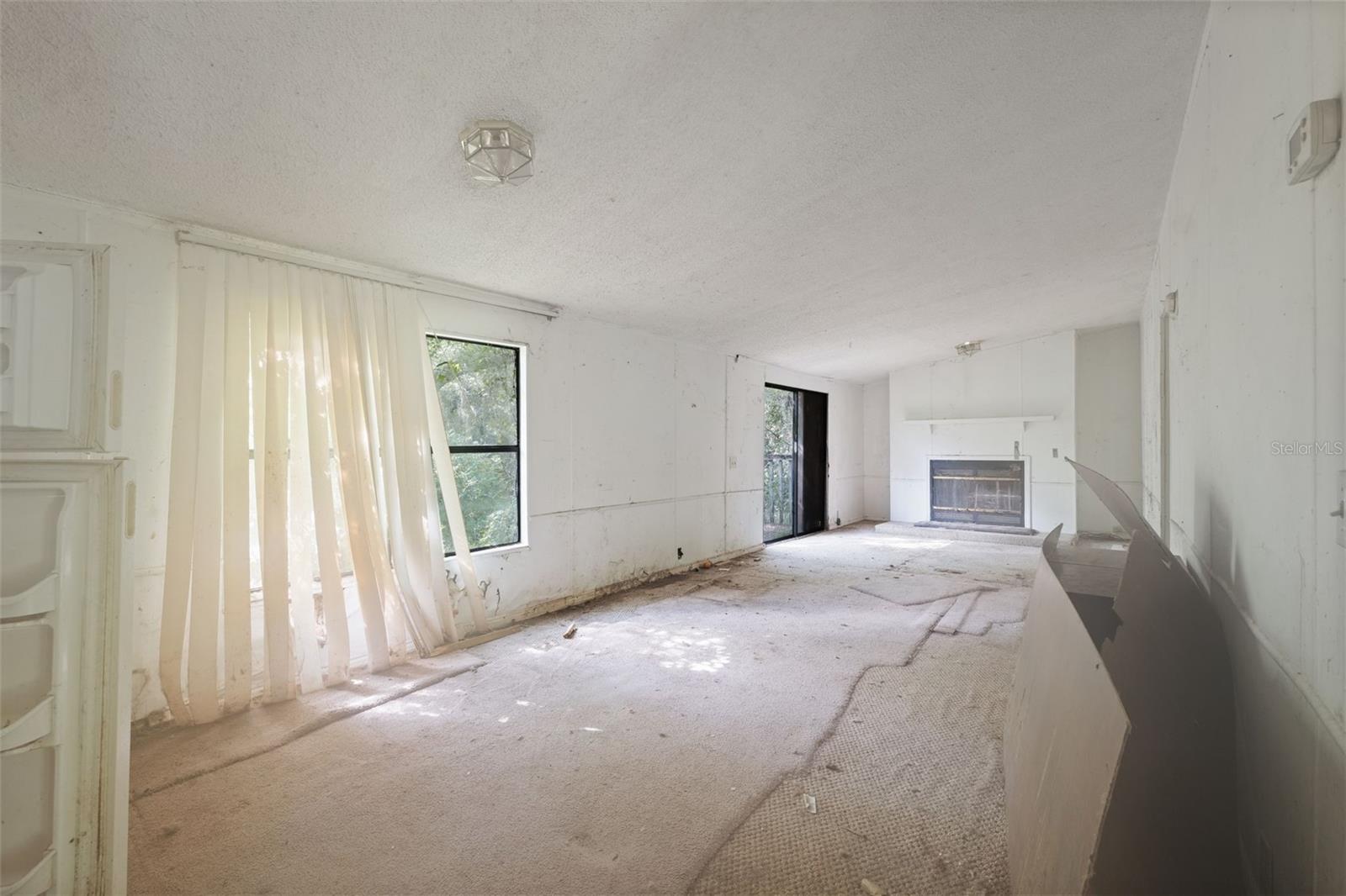 HIGHLAND LAKES - Residential