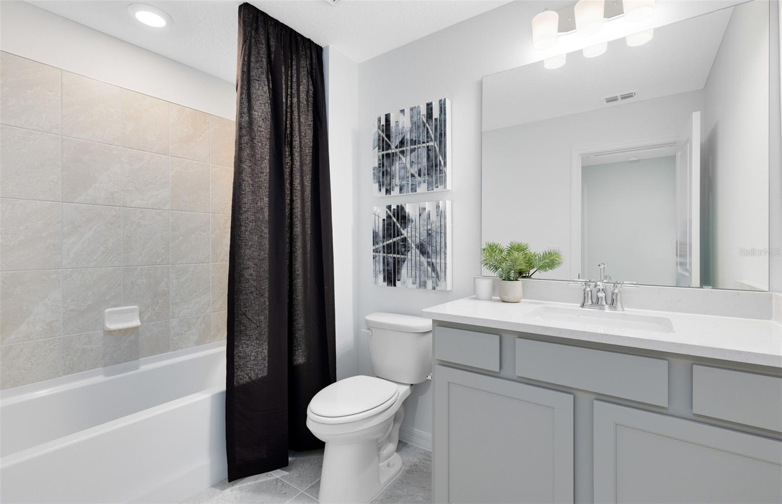 SILVERLEAF OAKS - Residential