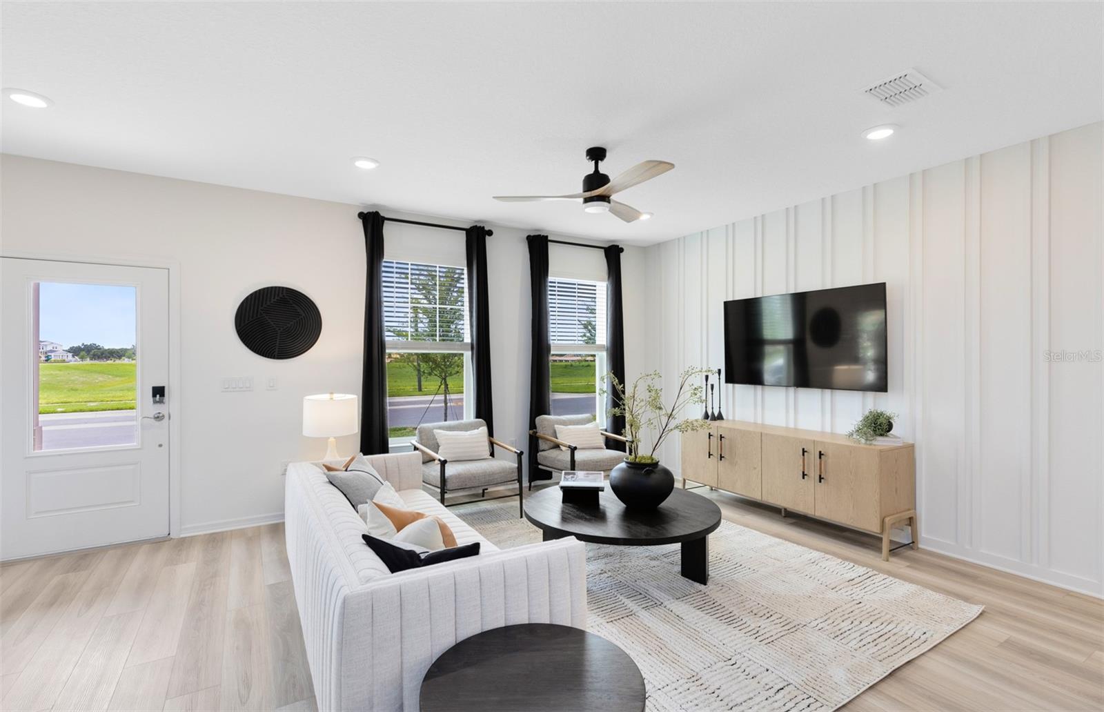 SILVERLEAF OAKS - Residential