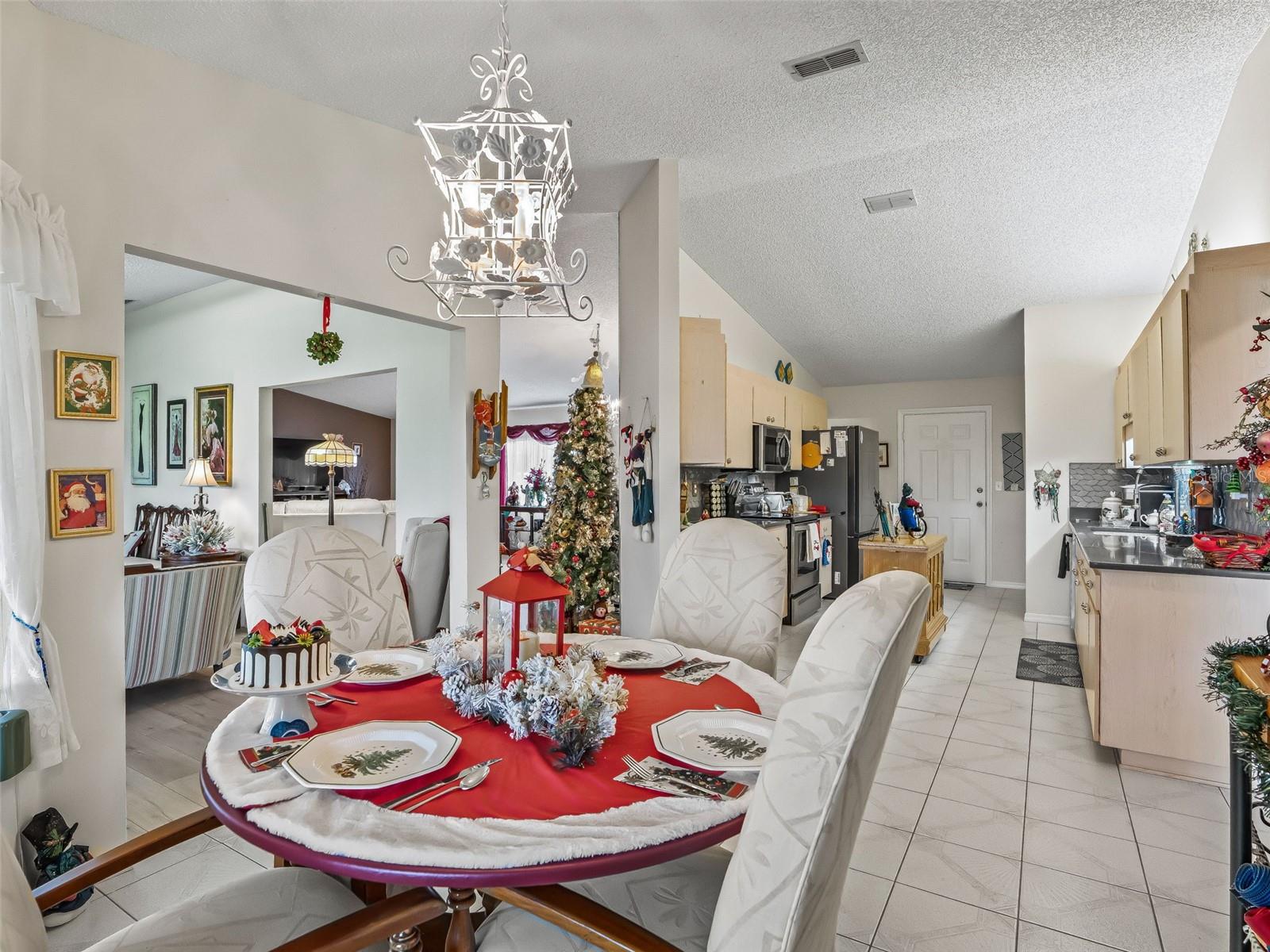 SPRUCE CREEK SOUTH - Residential