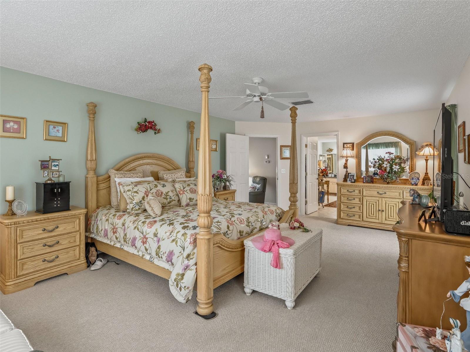 SPRUCE CREEK SOUTH - Residential