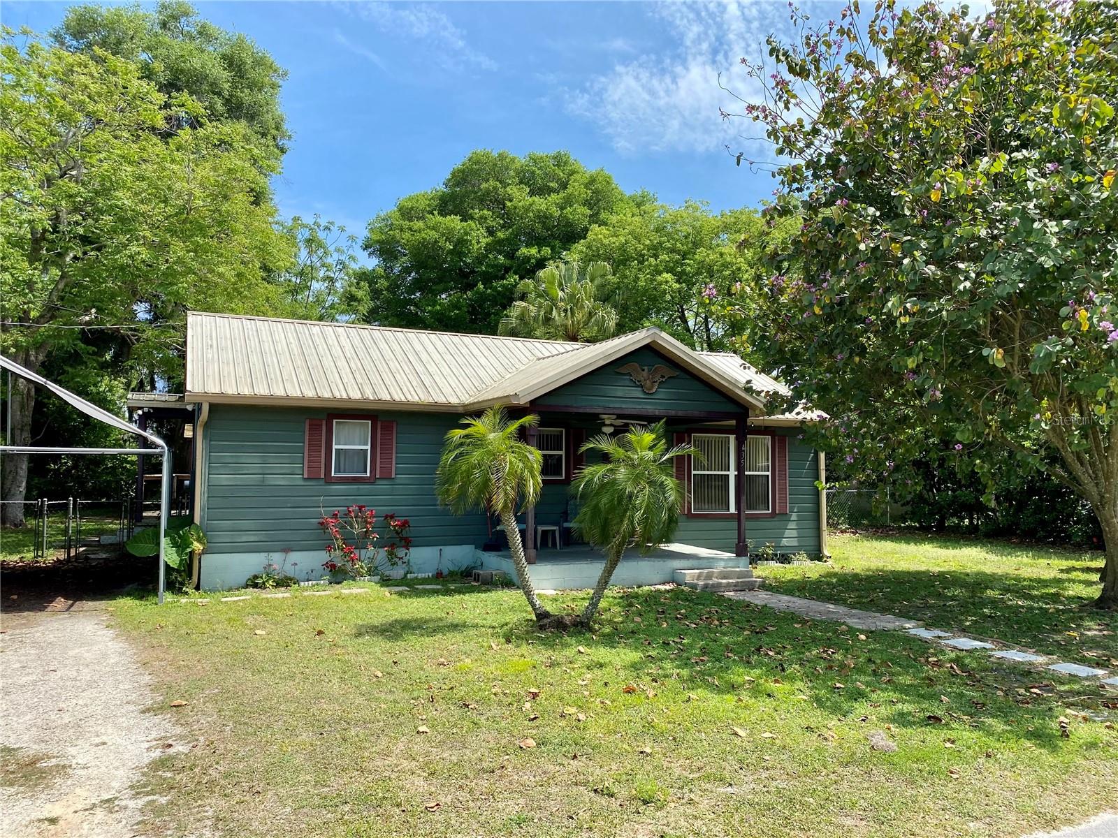 435 PLEASANT STREET