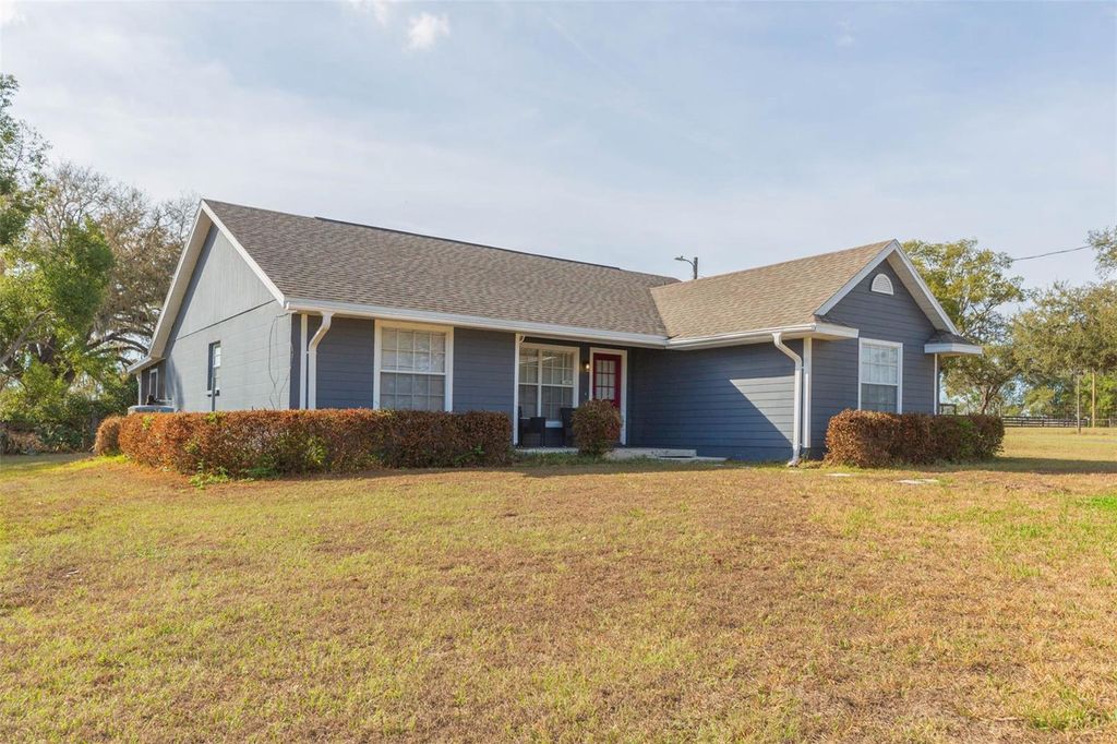 Photo of 14567 Penny Lane, Dade City, FL 33525 (MLS # TB8478590)