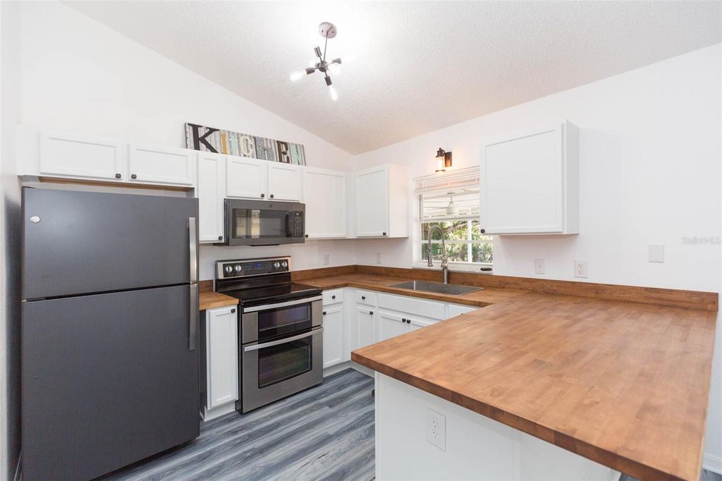 Photo of 14567 Penny Lane, Dade City, FL 33525 (MLS # TB8478590)