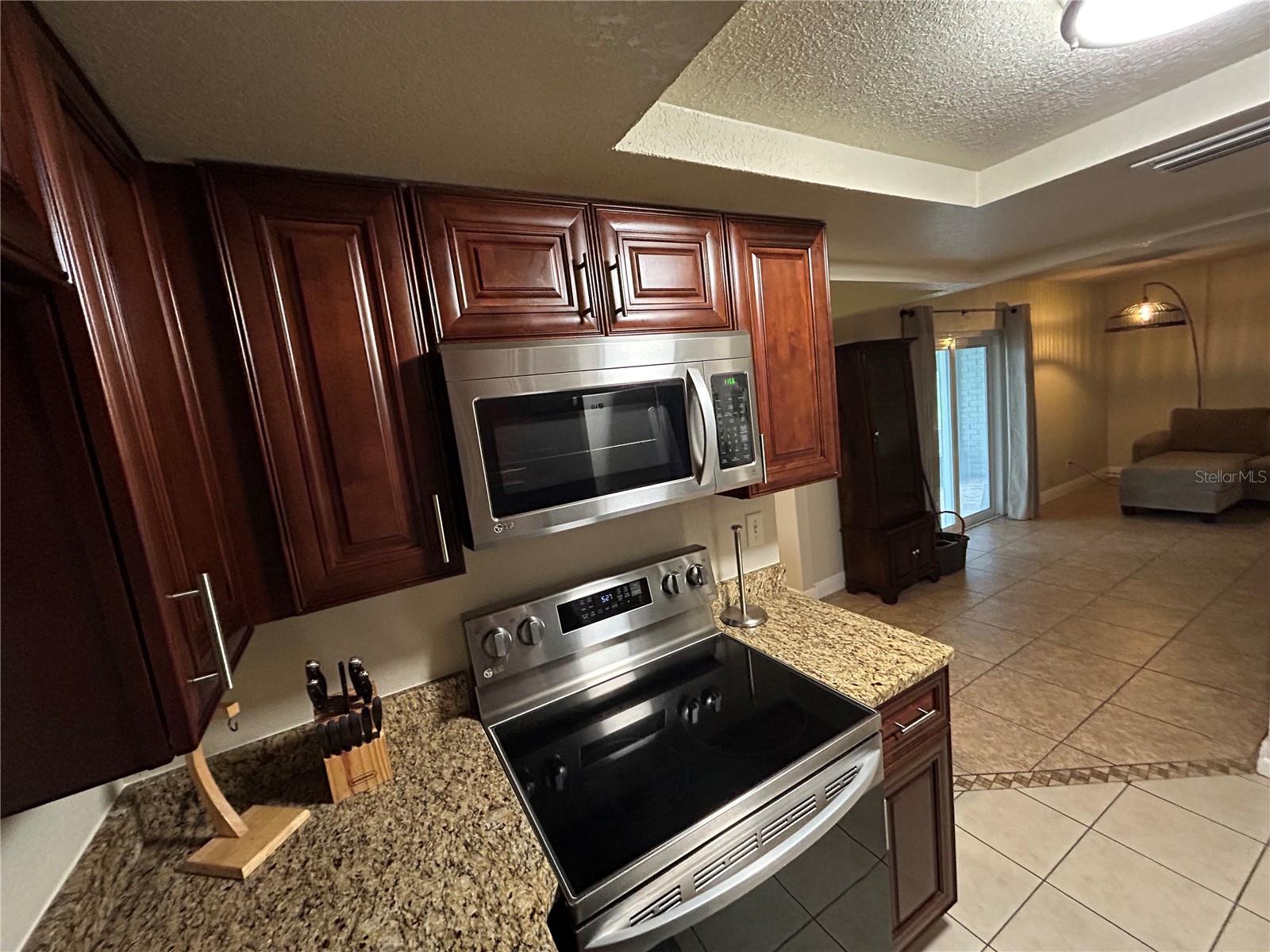 STRATFORD A WINTER PARK CONDO - Residential