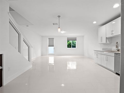 Townhouse in WINTER PARK FL 430 SWOOPE AVENUE 15.jpg