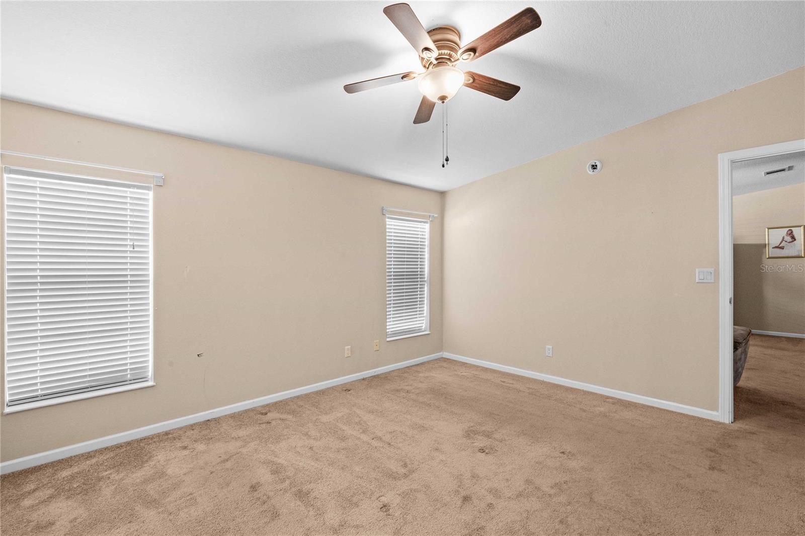 GRAND HORIZONS PH 03 - Residential