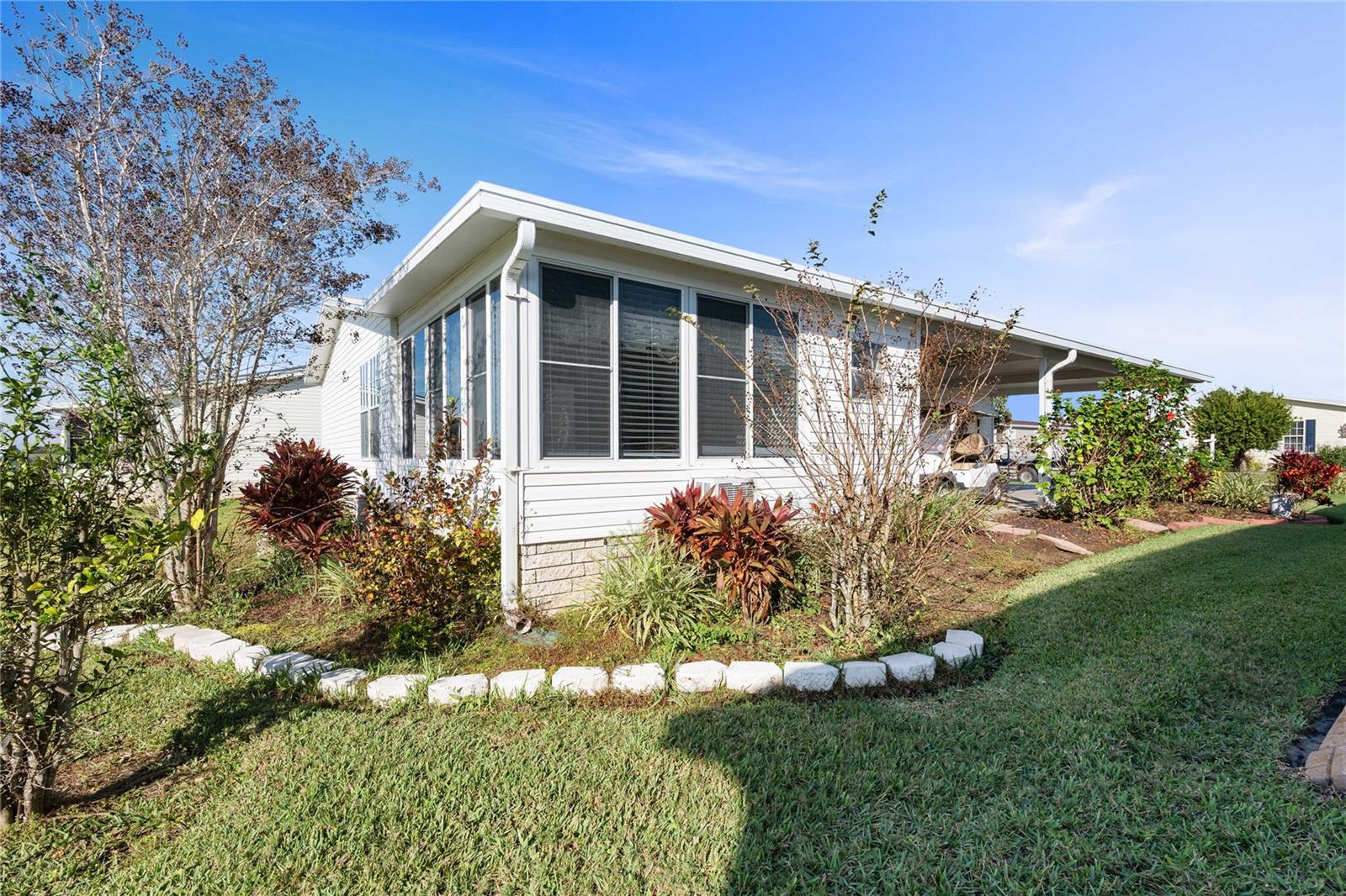 GRAND HORIZONS PH 03 - Residential