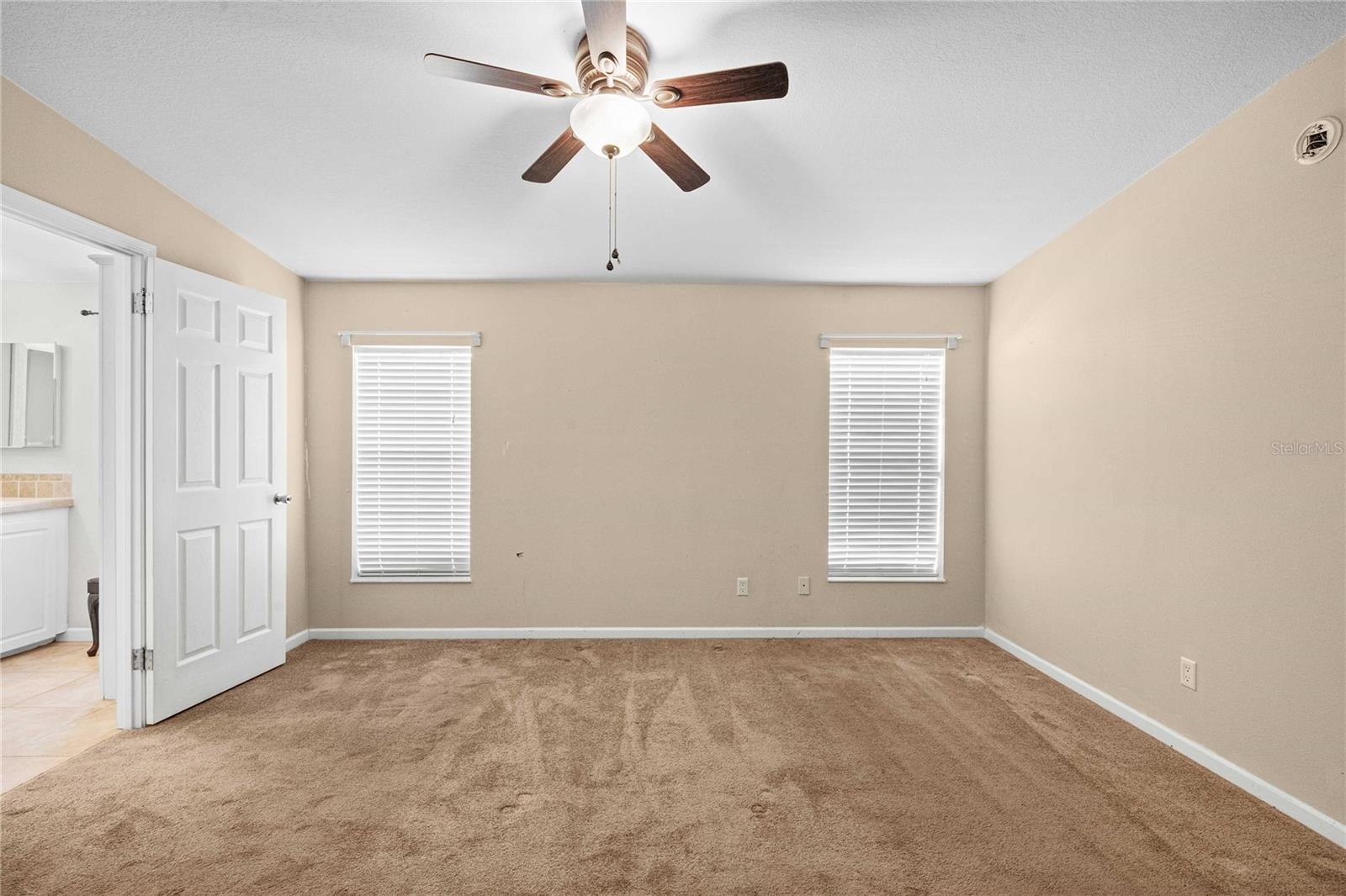 GRAND HORIZONS PH 03 - Residential