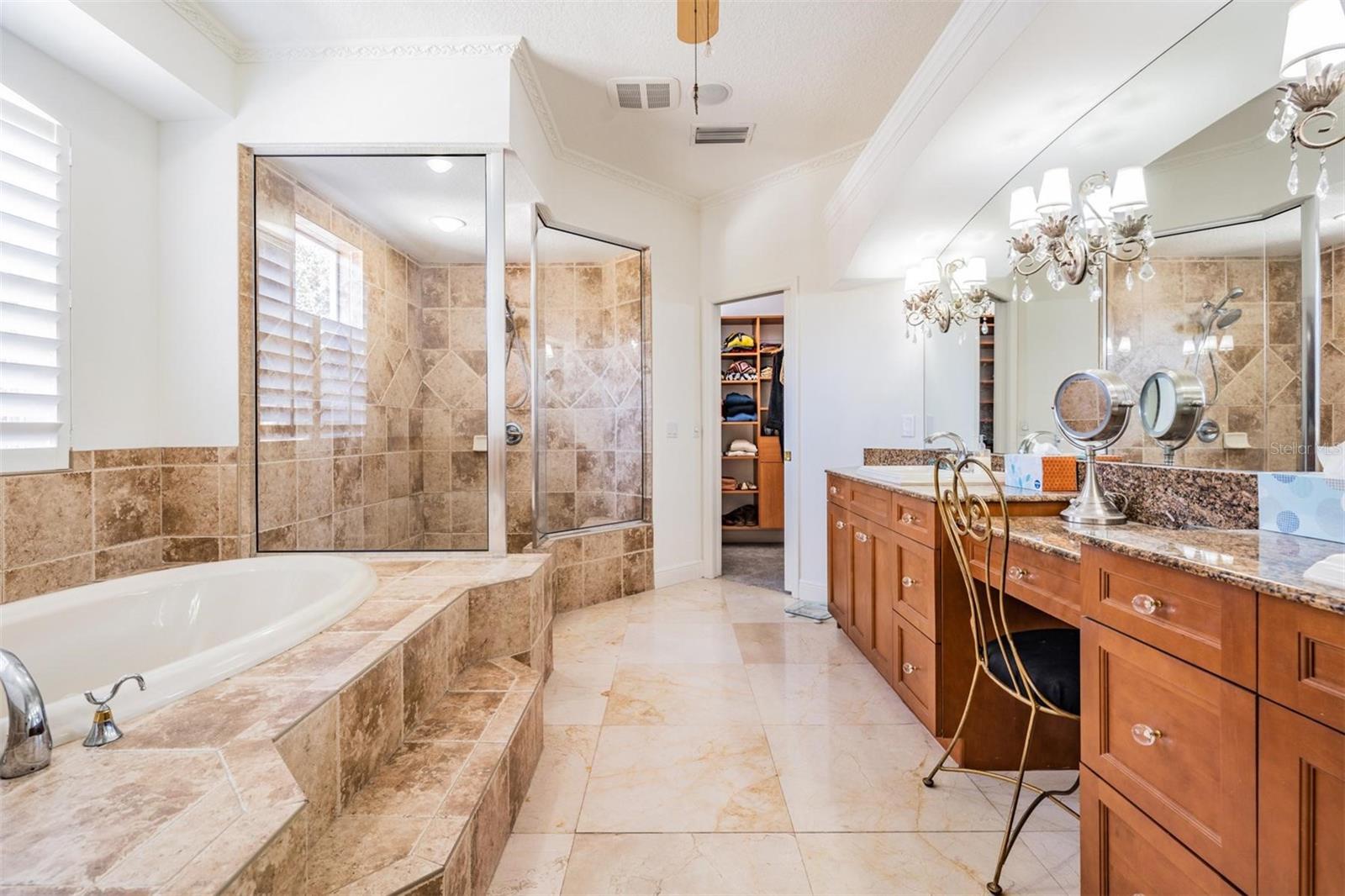 FLORESTA AT CHAMPIONS CLUB - Residential