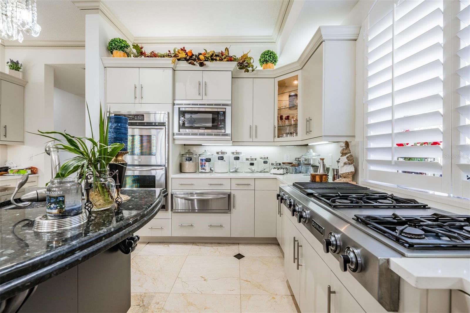 FLORESTA AT CHAMPIONS CLUB - Residential