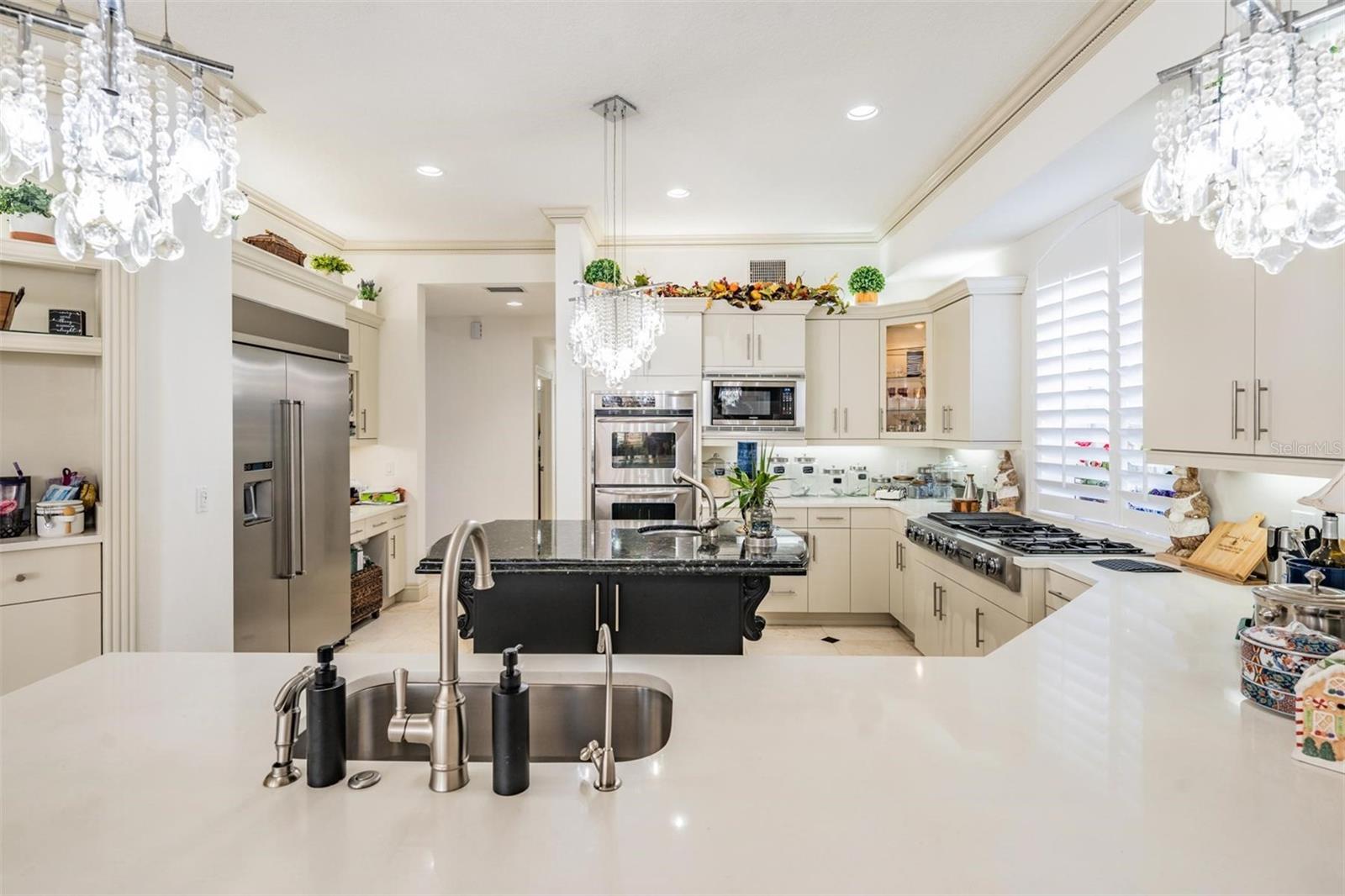 FLORESTA AT CHAMPIONS CLUB - Residential