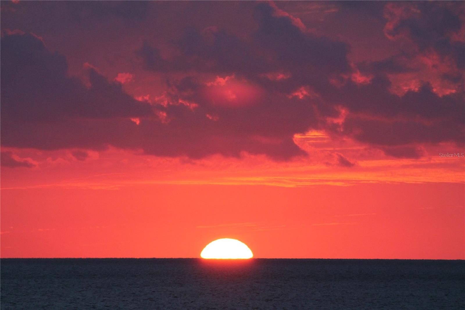 HERNANDO BEACH - Residential