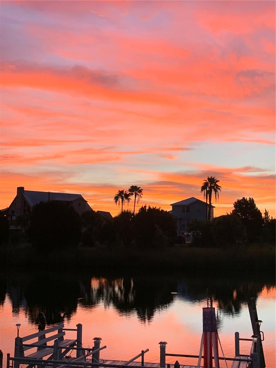 HERNANDO BEACH - Residential