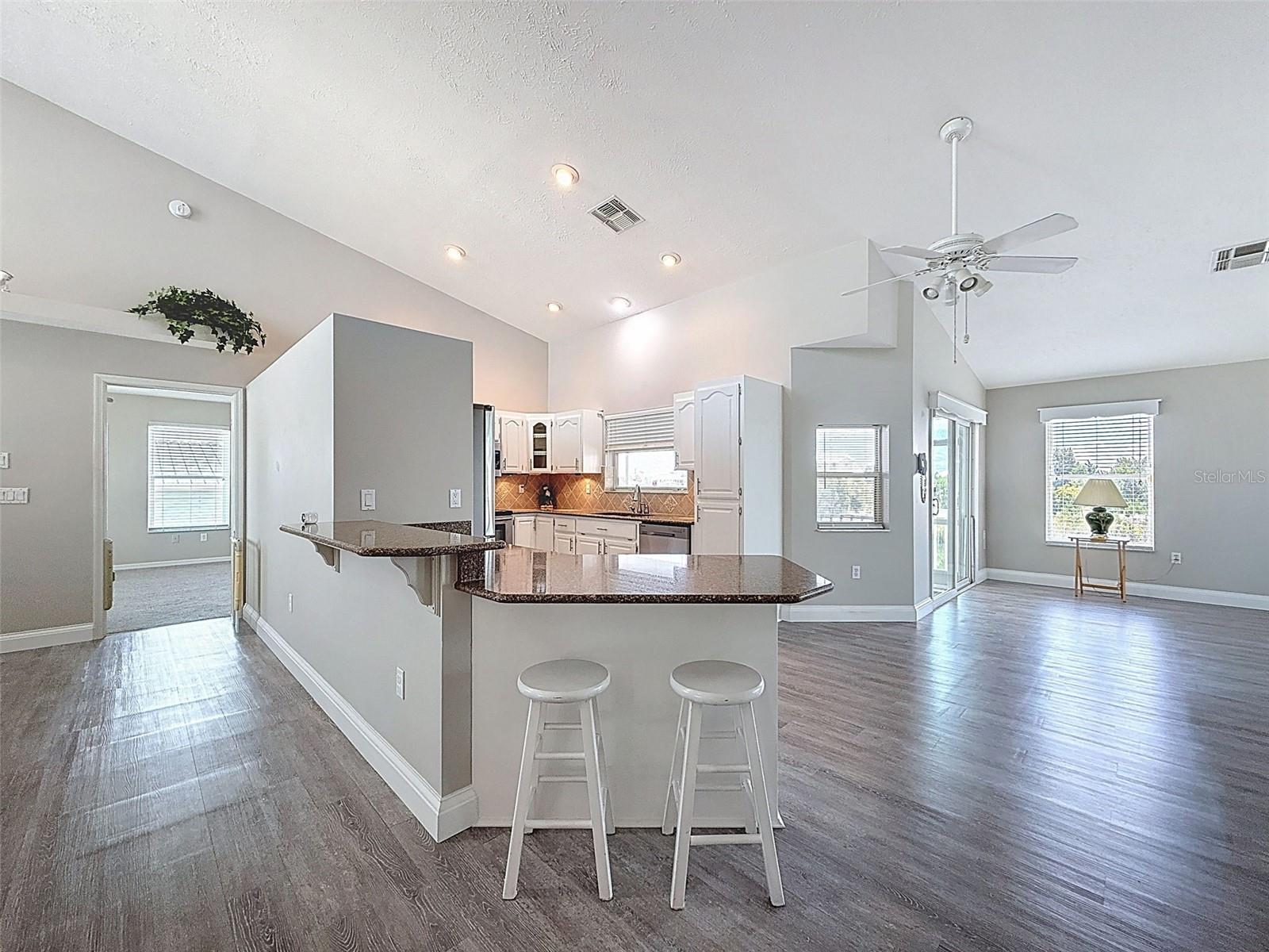 HERNANDO BEACH - Residential