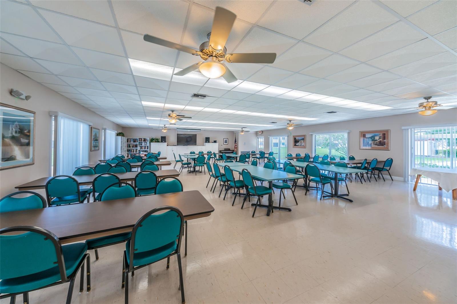 WINSTON PARK NORTHEAST - Residential