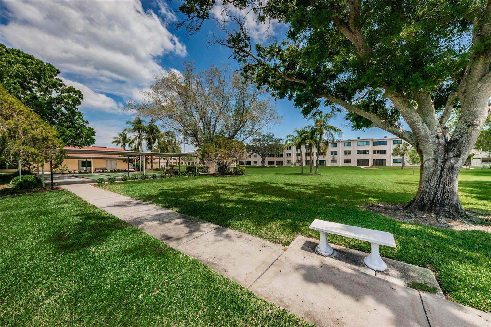 WINSTON PARK NORTHEAST - Residential