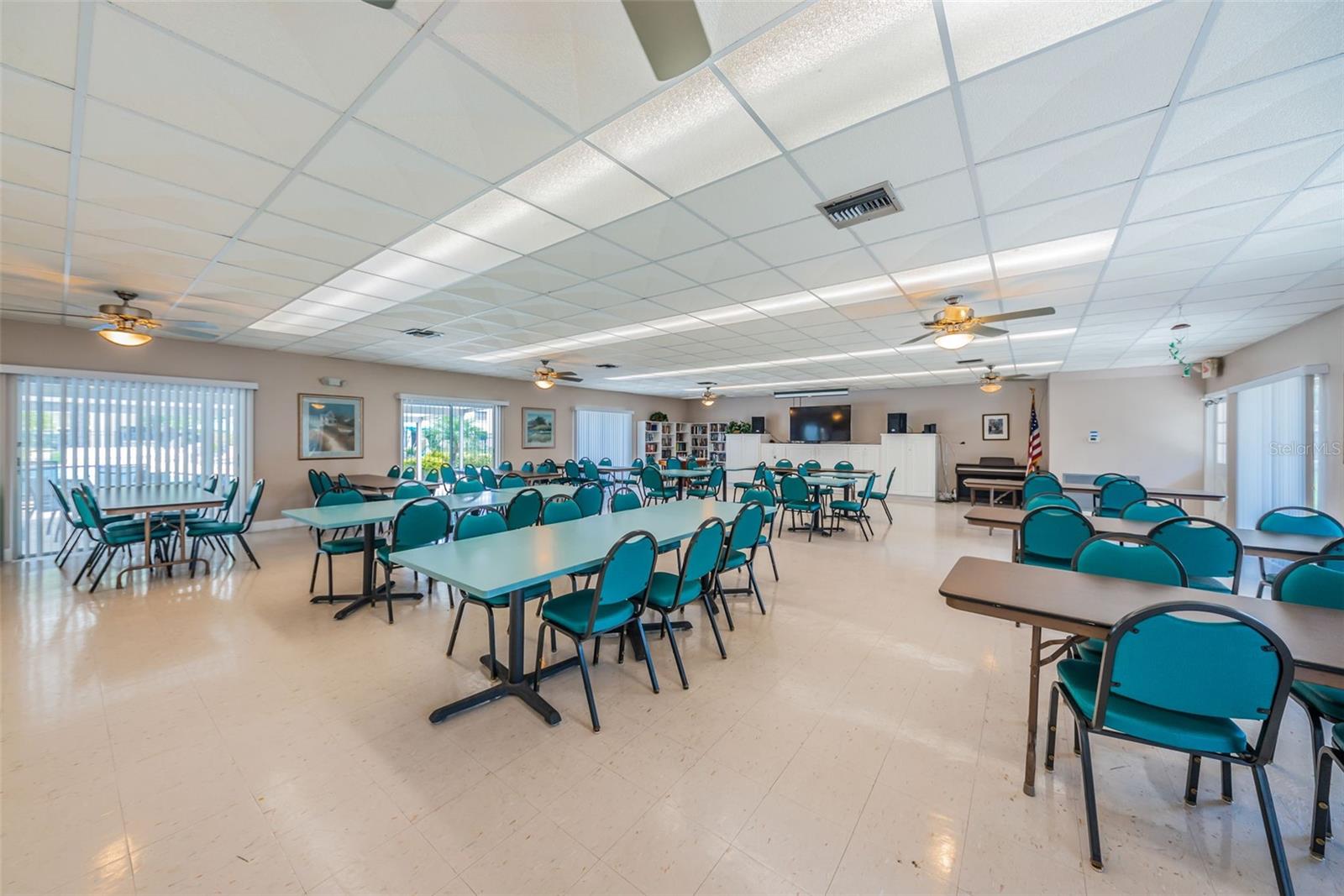 WINSTON PARK NORTHEAST - Residential