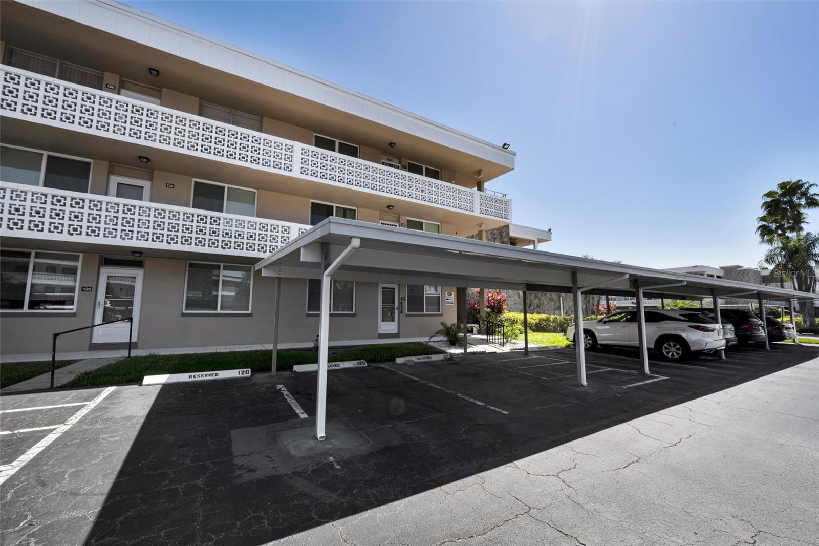 WINSTON PARK NORTHEAST - Residential