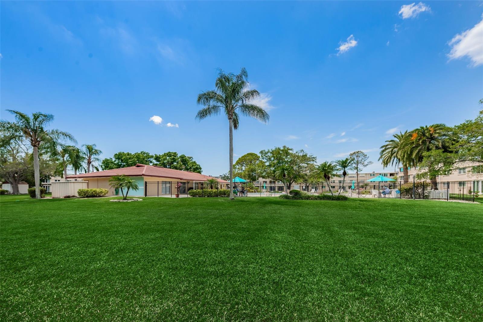 WINSTON PARK NORTHEAST - Residential